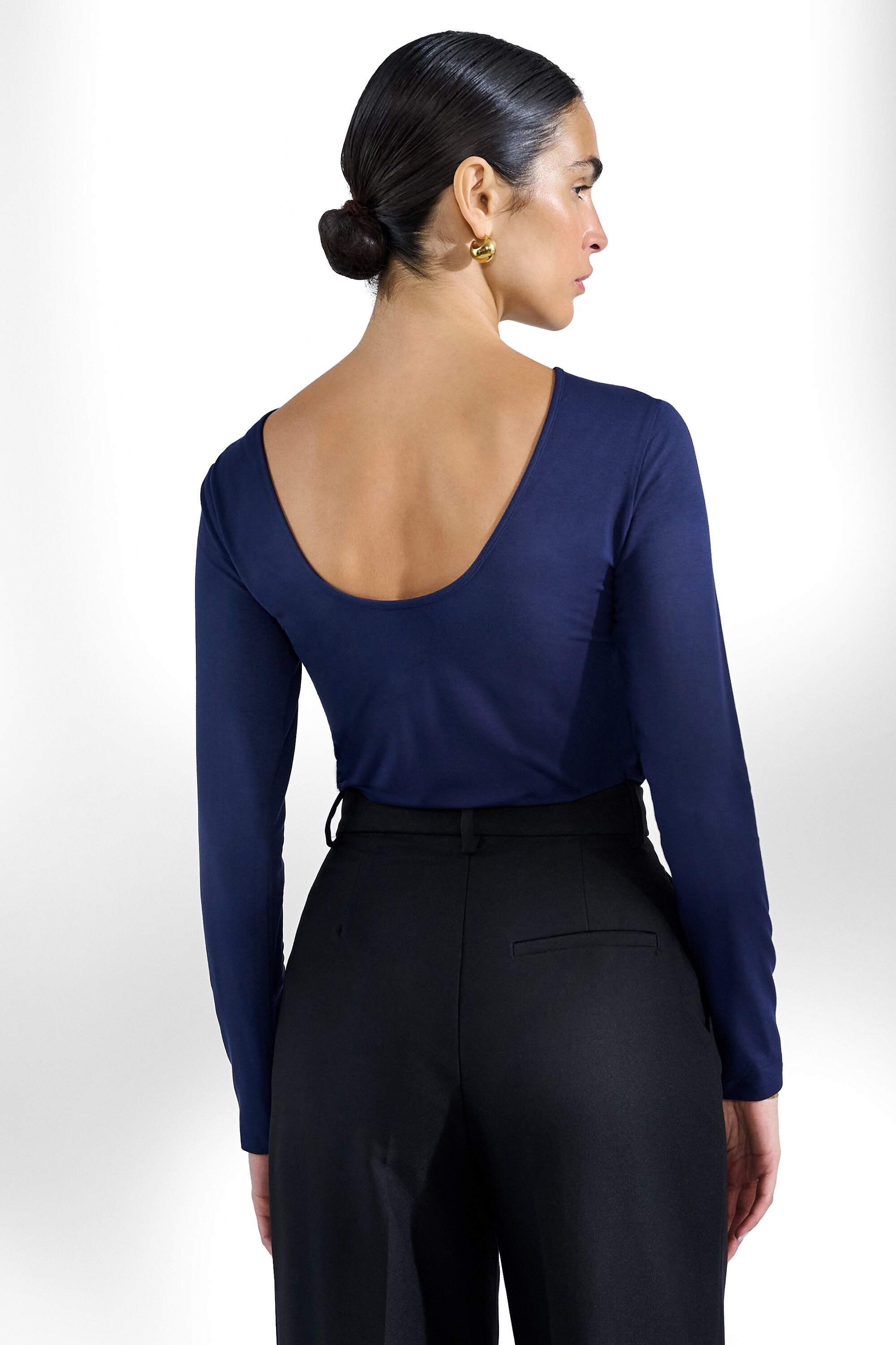 Long Sleeve scoop back